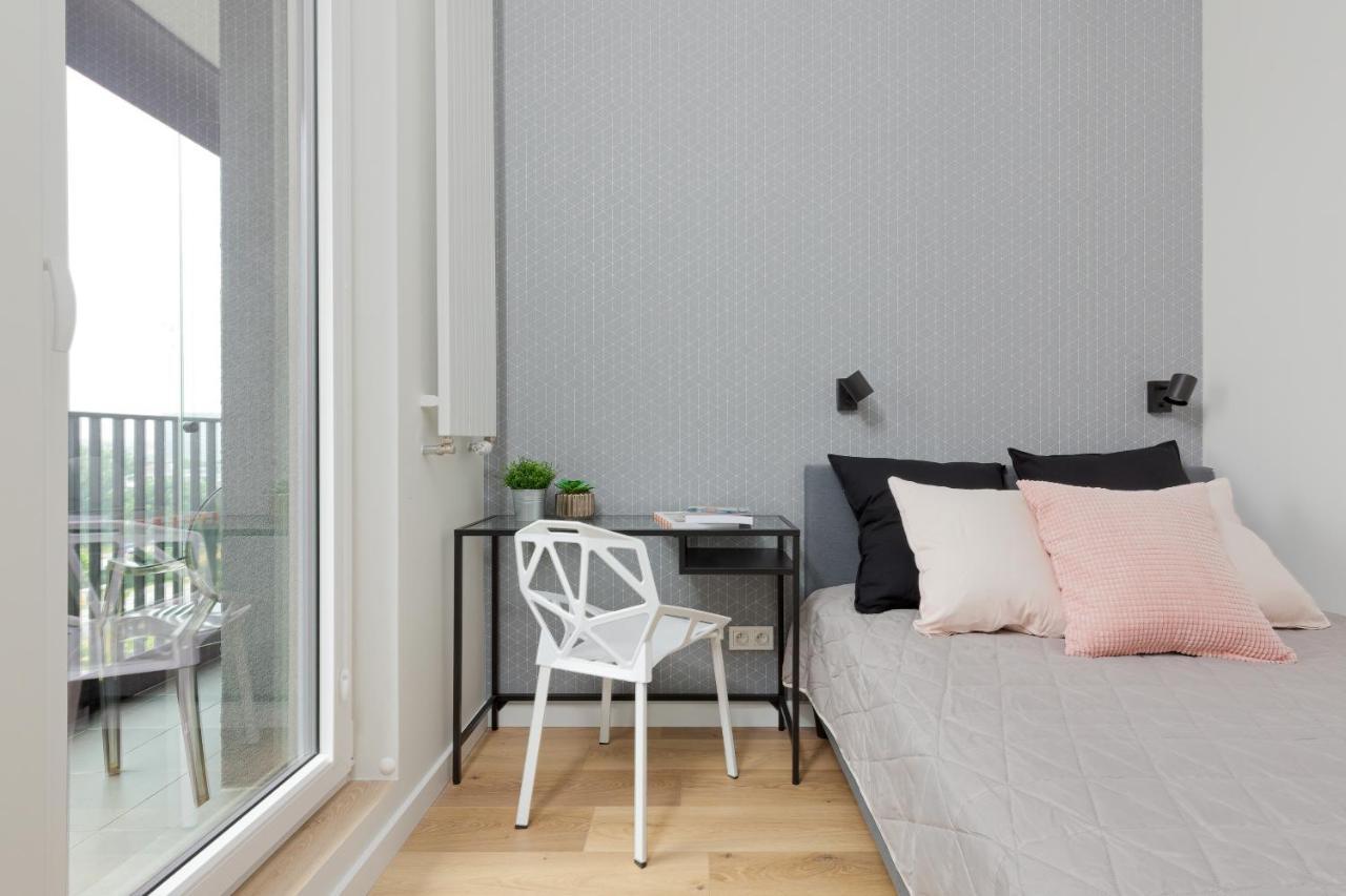 Apartments Business Center Wola Ordona By Renters ワルシャワ エクステリア 写真